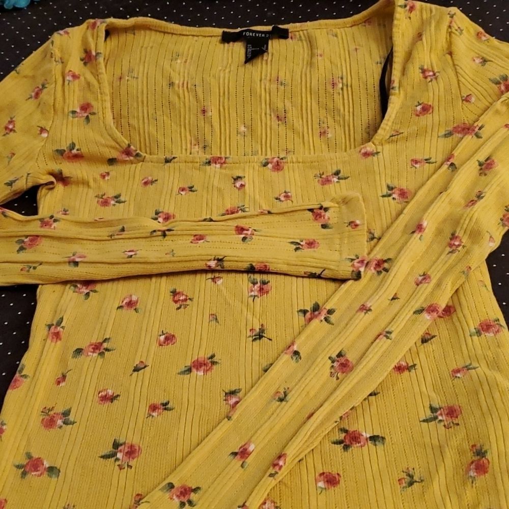 ๐๐HP๐๐FOREVER21 long sleeve shirt - Picture 2 of 6